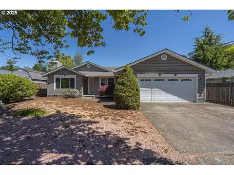 5270 Faircrest Ct SE, Salem, OR 97306