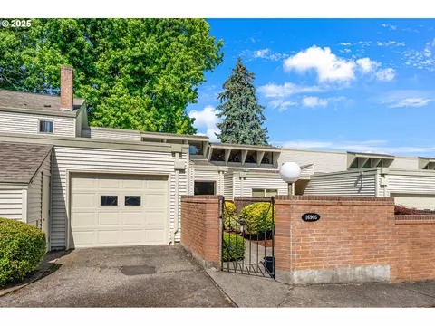 16905 SW 126th Ave, King City, OR 97224