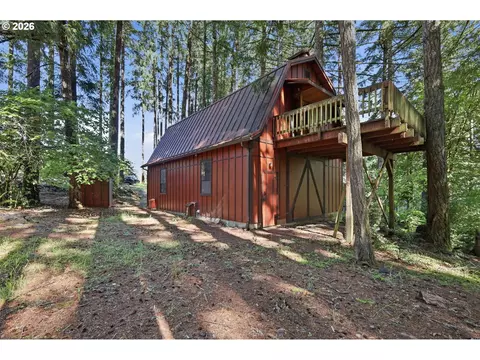 Exterior - 93156 Ewing Rd, Springfield, OR 97478 photo 7 of 8