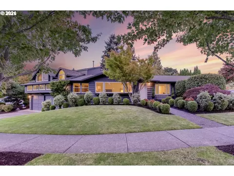 2250 SW Burbank Ave, Portland, OR 97225