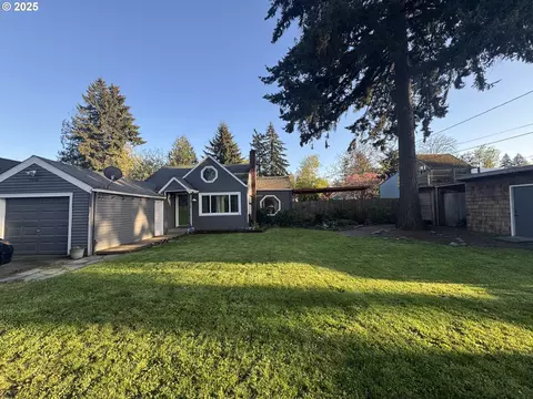 7040 NE Sumner St, Portland, OR 97218
