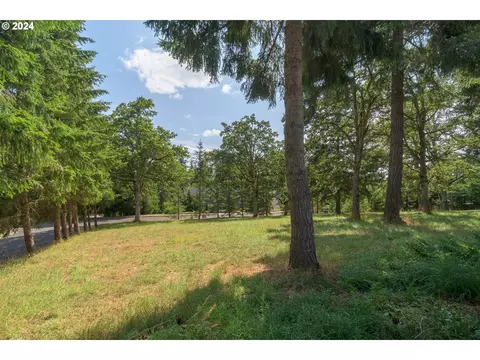 Lasater, Eugene, OR 97405