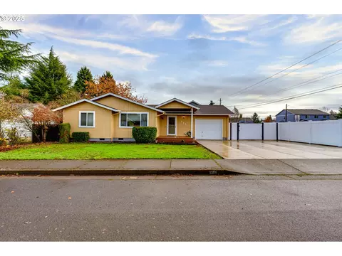 115 Saxon Pl, Junction City, OR 97448