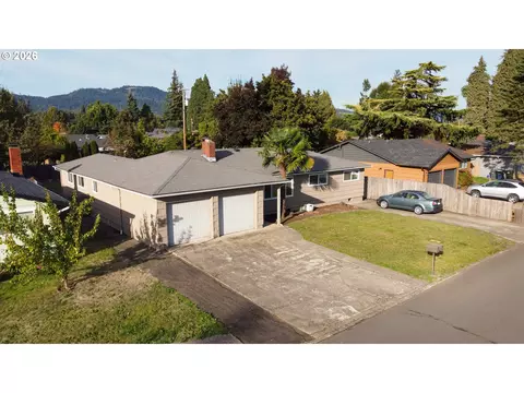 View/Area - 354 V St, Springfield, OR 97477 photo 4 of 6
