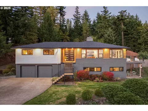 11313 SE Lenore St, Happy Valley, OR 97086