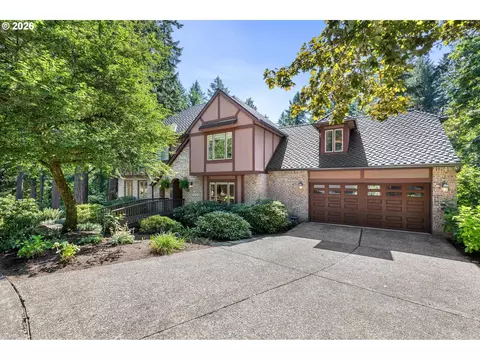 2726 SW 28th Dr, Portland, OR 97219
