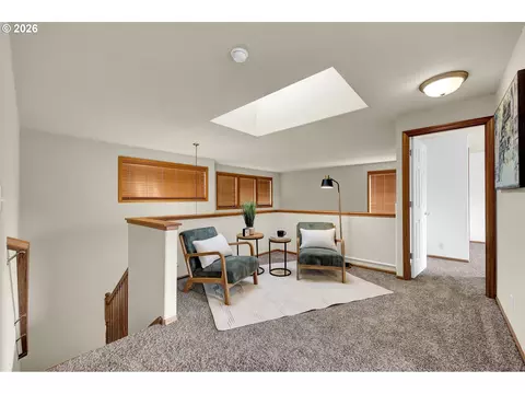 Entry Way - 3240 Cindy St, Eugene, OR 97404 photo 3 of 3