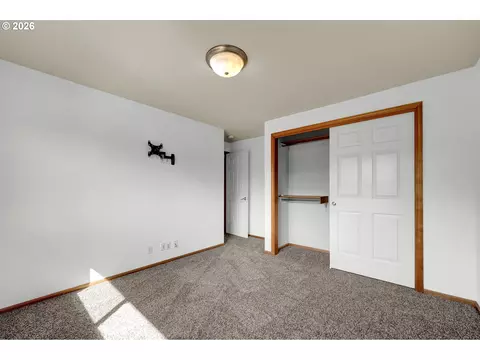 Bedroom - 3240 Cindy St, Eugene, OR 97404 photo 10 of 10