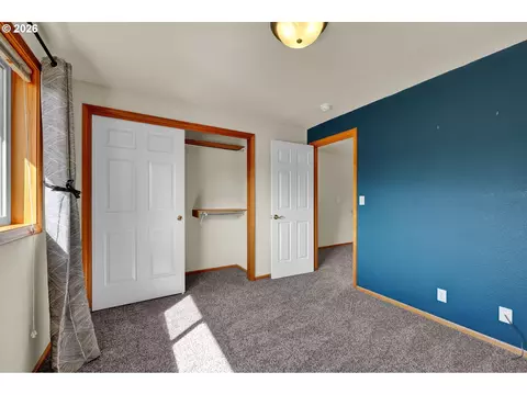Bedroom - 3240 Cindy St, Eugene, OR 97404 photo 8 of 10