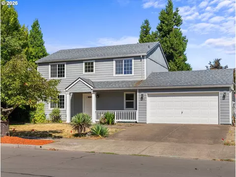 235 NE Lenox St, Hillsboro, OR 97124