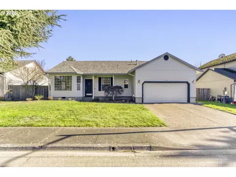 1252 NE 22nd Ave, Hillsboro, OR 97124