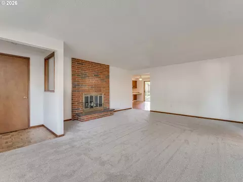 Living - 1230 SE 214th Ave, Gresham, OR 97030 photo 3 of 6
