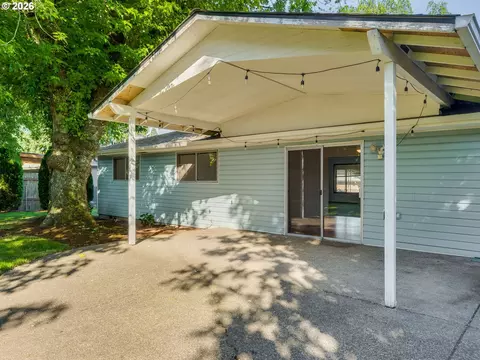 Exterior - 1230 SE 214th Ave, Gresham, OR 97030 photo 5 of 11