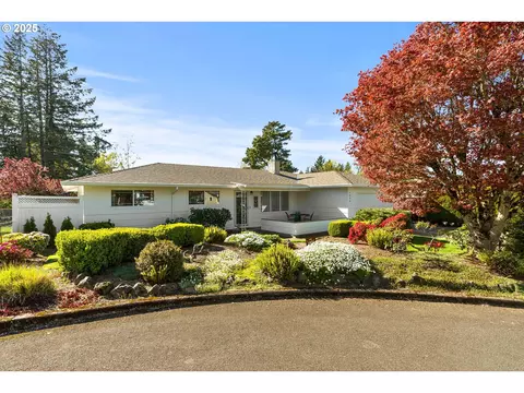 1055 SE 214th Ave, Gresham, OR 97030