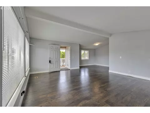 Living - 1949 SE Palmquist Rd #64, Gresham, OR 97080 photo 3 of 7