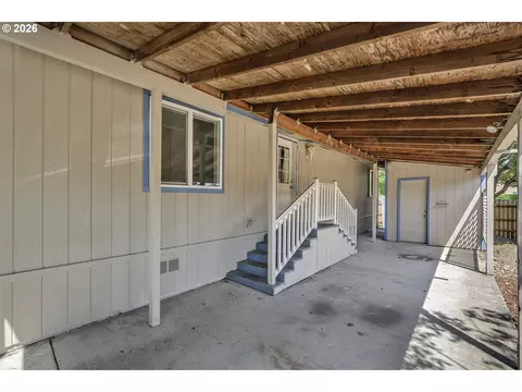 Exterior - 1949 SE Palmquist Rd #64, Gresham, OR 97080 photo 2 of 5