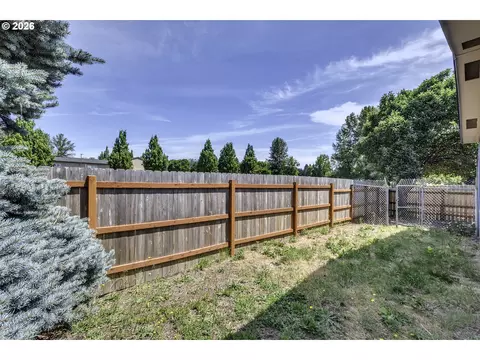 Exterior - 1949 SE Palmquist Rd #64, Gresham, OR 97080 photo 5 of 5