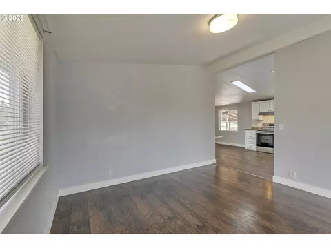Living - 1949 SE Palmquist Rd #64, Gresham, OR 97080 photo 5 of 7