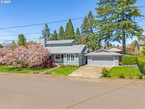 1125 NE 18th St, Mcminnville, OR 97128
