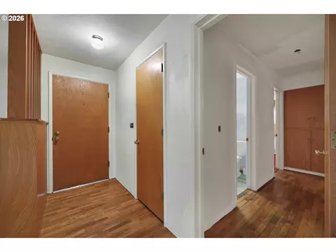 Entry Way - 526 Archie St, Eugene, OR 97402 photo 1 of 1
