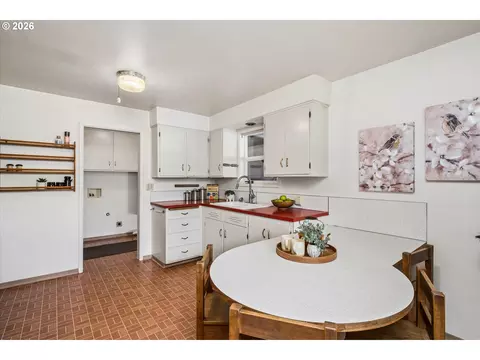 Other - 2536 Wood Ave, Eugene, OR 97402 photo 3 of 11