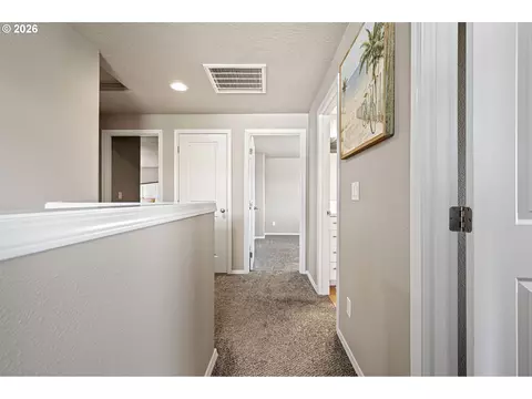 Entry Way - 1911 S 59th St, Springfield, OR 97478 photo 3 of 3