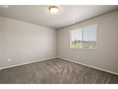 Bedroom - 1911 S 59th St, Springfield, OR 97478 photo 7 of 7