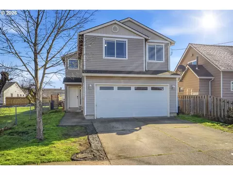 319 Berkley Ave, Molalla, OR 97038