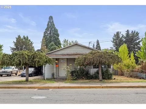 215 Polk St, Independence, OR 97351