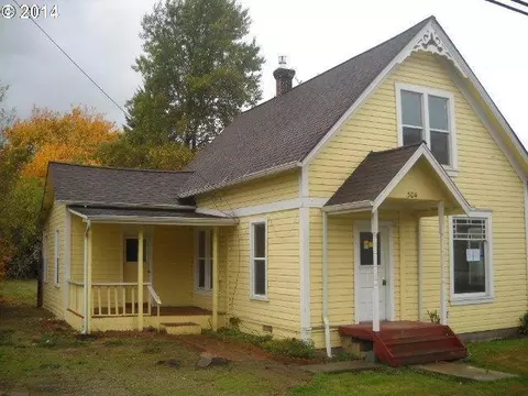 304 Gilbert, Glendale, OR 97442 photo 1
