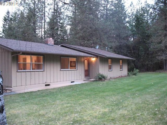 330 E Crow, Merlin, OR 97532 photo 1
