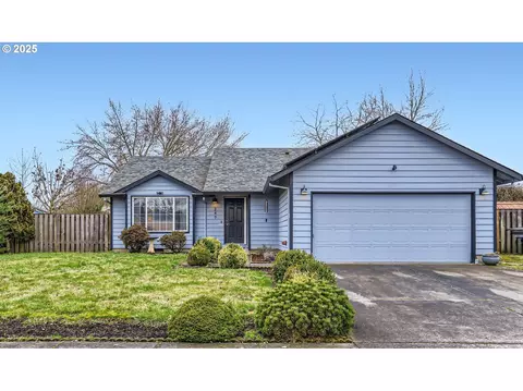 247 S Nectarine St, Cornelius, OR 97113