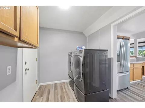 Other - 2076 Assumption St, Eugene, OR 97402 photo 5 of 7