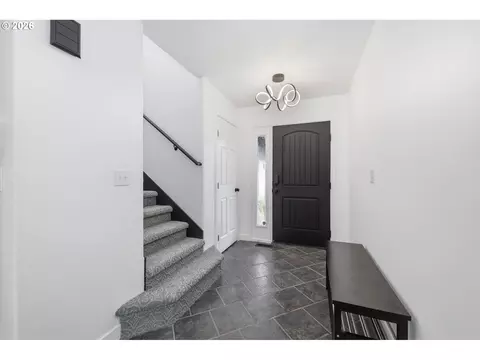 Entry Way - 2076 Assumption St, Eugene, OR 97402 photo 1 of 3