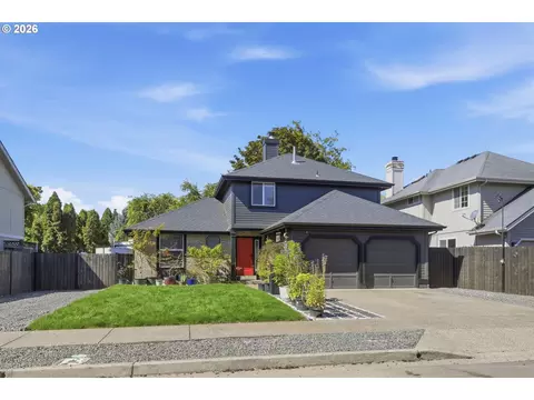 Exterior - 2076 Assumption St, Eugene, OR 97402 photo 2 of 10