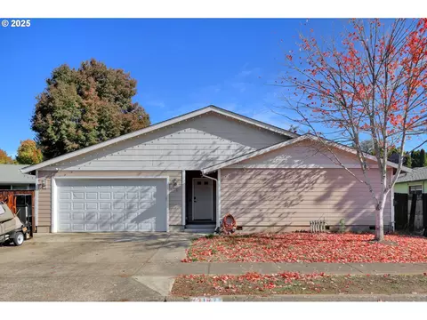 2187 Cosmoledo St, Eugene, OR 97402