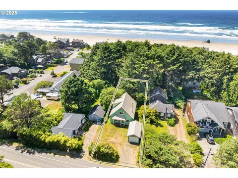 4072 S Hemlock St, Cannon Beach, OR 97110
