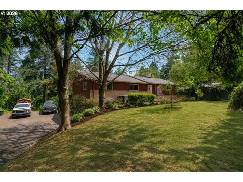 6210 NW Bernie Dr, Vancouver, WA 98663