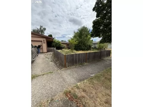 3323 B St, Forest Grove, OR 97116