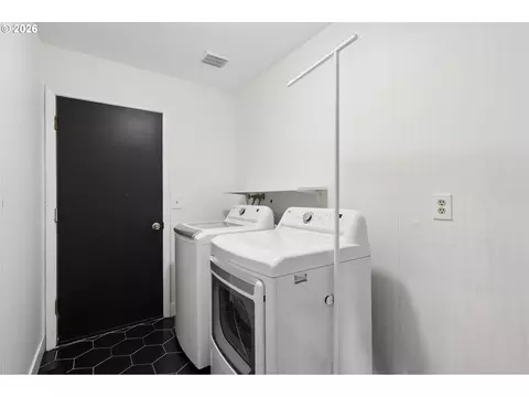 Other - 2861 Rawhide Ct, West Linn, OR 97068 photo 2 of 9