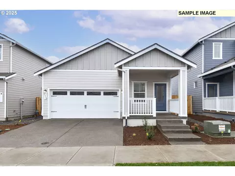1385 Owl Ave, Woodburn, OR 97071