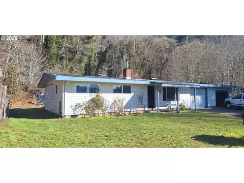 11825 Fir Ave, Mapleton, OR 97453
