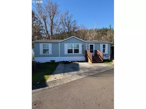 10901 SE Powell Blvd #5, Portland, OR 97266