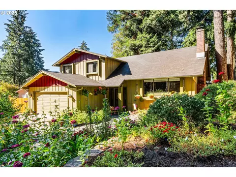 2323 Todd St, Eugene, OR 97405