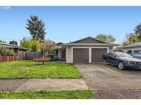 9042 N Chautauqua Pl, Portland, OR 97217