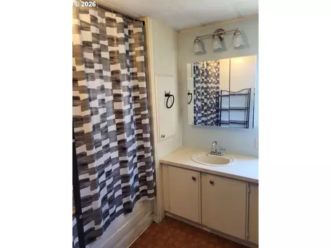 211 Mccoy St, Moro, OR 97039 photo 16