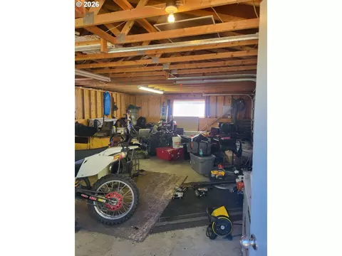 211 Mccoy St, Moro, OR 97039 photo 3