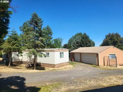 211 Mccoy St, Moro, OR 97039 photo 1
