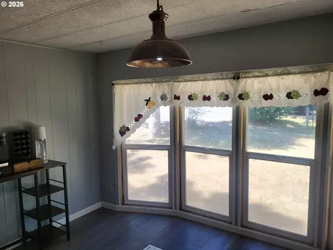 211 Mccoy St, Moro, OR 97039 photo 11