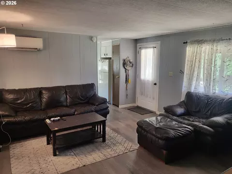 211 Mccoy St, Moro, OR 97039 photo 9